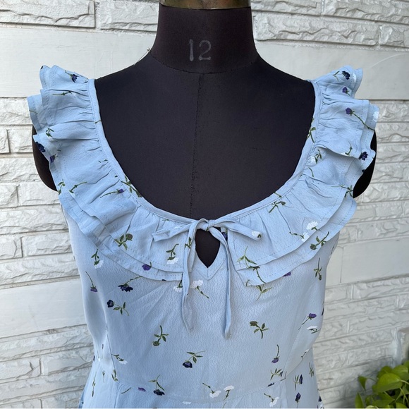 NWOT Powder Blue Floral Mini Dress - Picture 3 of 8